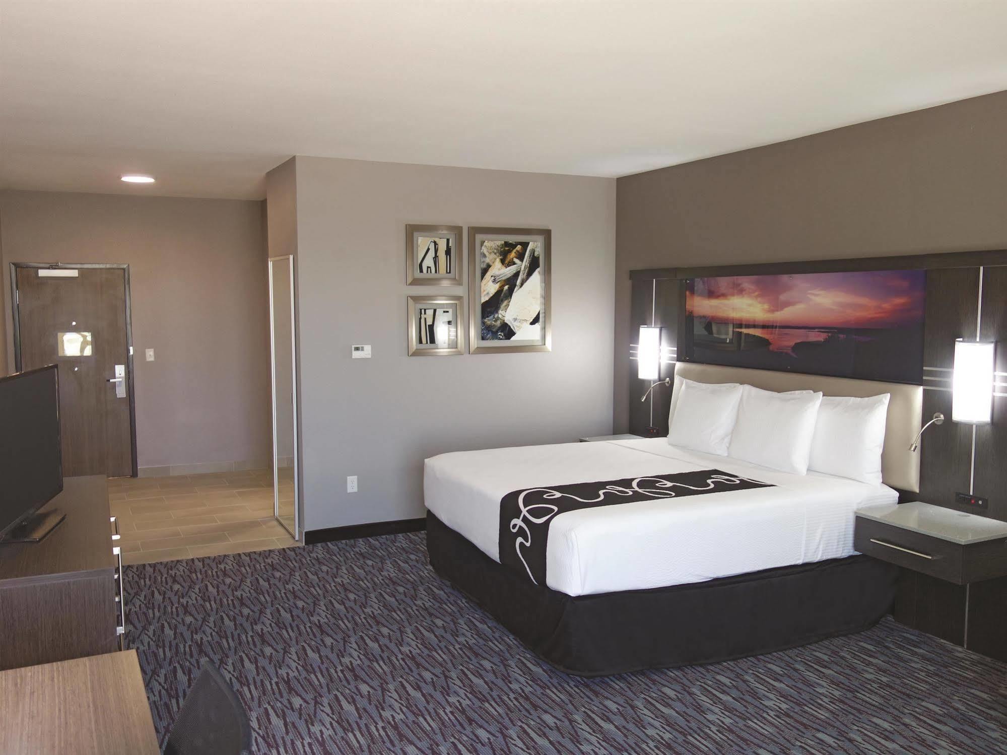 Hotel La Quinta By Wyndham Amarillo Airport Exterior foto